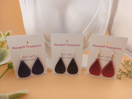 Teardrop mesh earrings